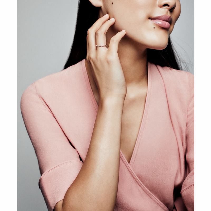 Pandora Rose™ Regal Beauty Stackable Ring Canada (84LEPRJGT)